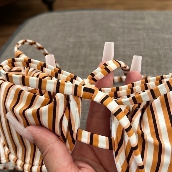 Roxy Swim Classics Bandeau & UW Bras - Picture 10 of 10